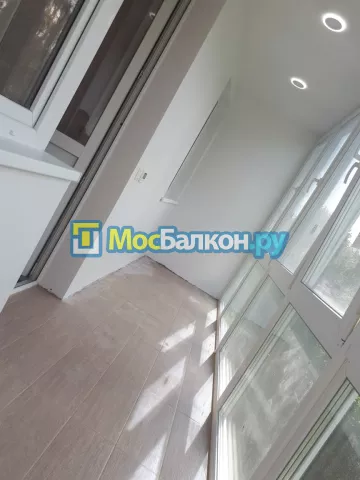 Панорамное остекление заказать под ключ по выгодной цене в Мытищах от компании МосБалкон