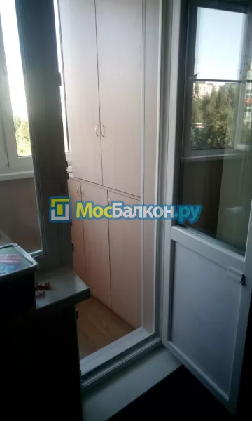 Шкаф на балкон купить в Мытищах на заказ недорого от МосБалкон