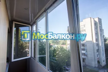 Французское остекление балконов и лоджий под ключ по доступным ценам в Мытищах | МосБалкон